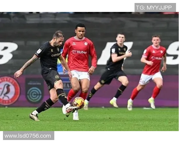 布里斯托尔城与德比郡激战成和比分揭晓精彩瞬间回顾